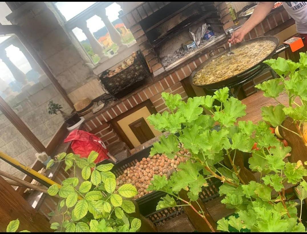 Alojamientos Marte Habitacion Con Bano Torrelavega Luaran gambar
