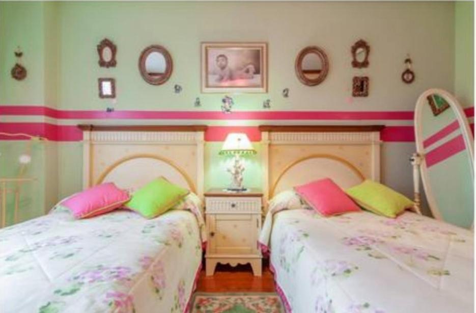 Alojamientos Marte Habitacion Con Bano Torrelavega Luaran gambar